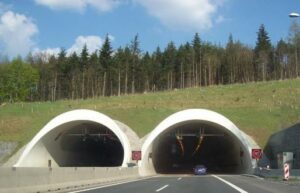 Realizace zálohování technologií v tunelu Valík 1